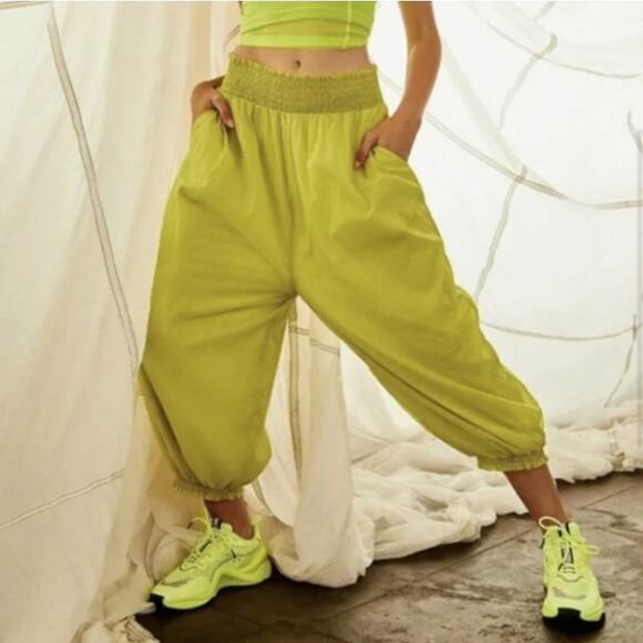 FREE PEOPLE MOVEMENT Sashay My Way Jogger Harem Highlighter Yellow Sz S {NN12} - Picture 1 of 7